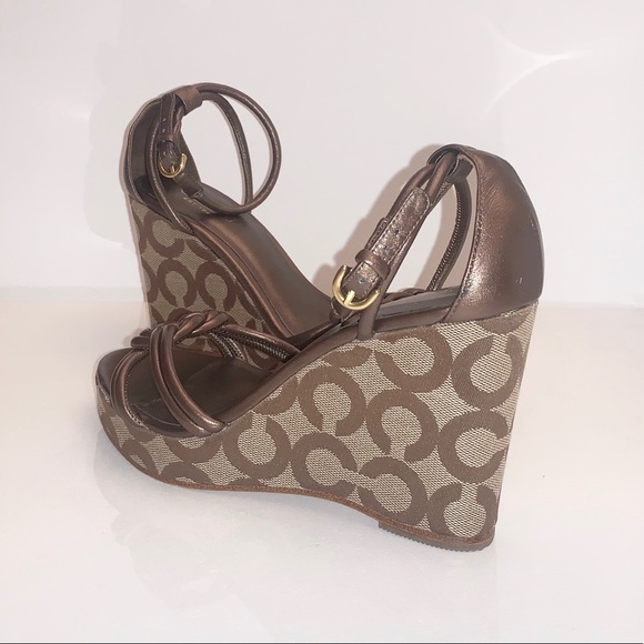 Coach Wedges - Picture 4 of 7